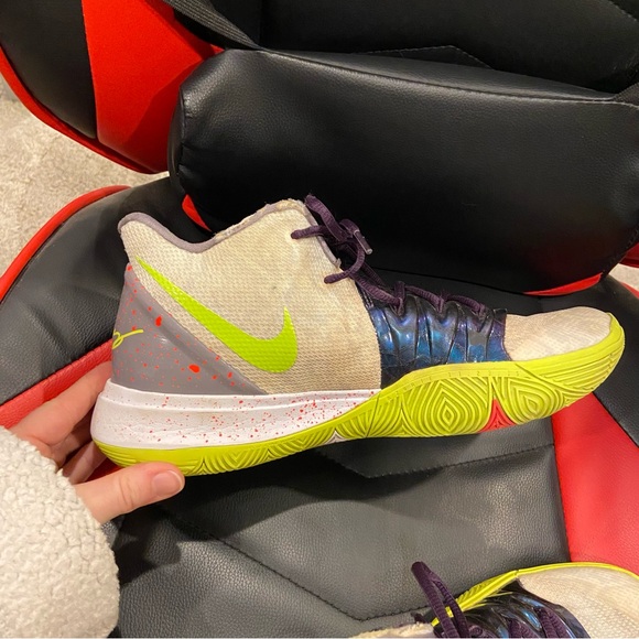Nike Kyrie 5 Mamba Mentality Men's shoe size 11.5 - Picture 9 of 13